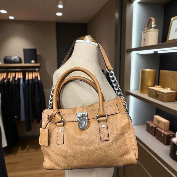 Michael Kors Large Silver Lock Tan Snakeskin Shoulder Bag - Picture 2 of 9